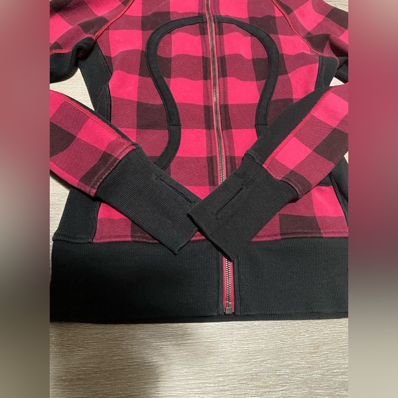 Lululemon Scuba Hoodie Plaid - Picture 3 of 5